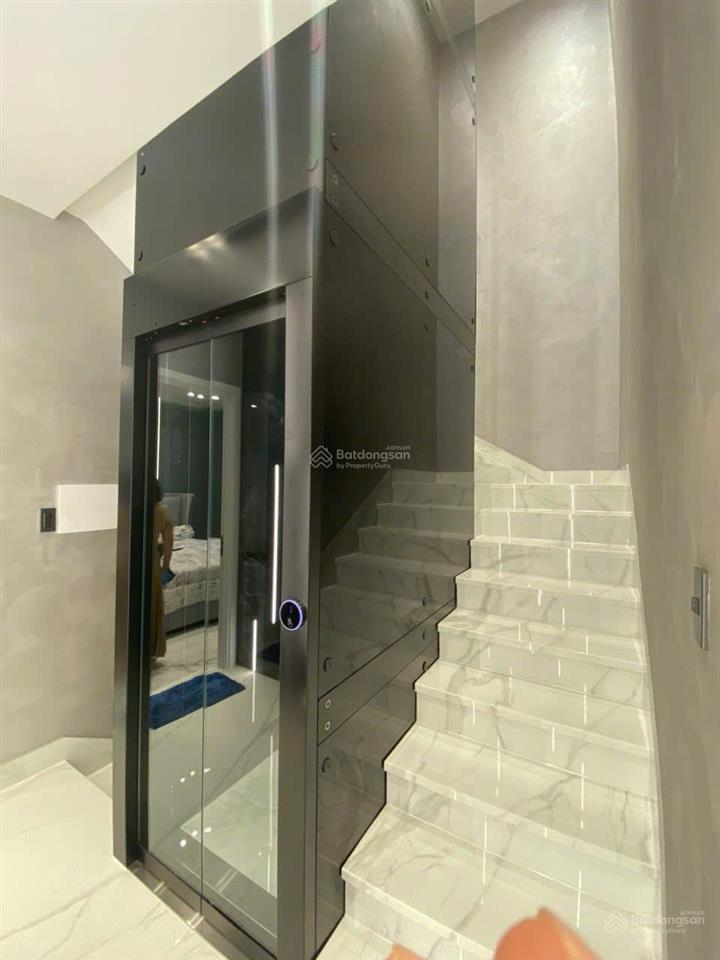Cần bán biệt thự lô góc đường mỹ thái khu phú mỹ hưng quận 7 giá 80 tỷ  0902 537 ***