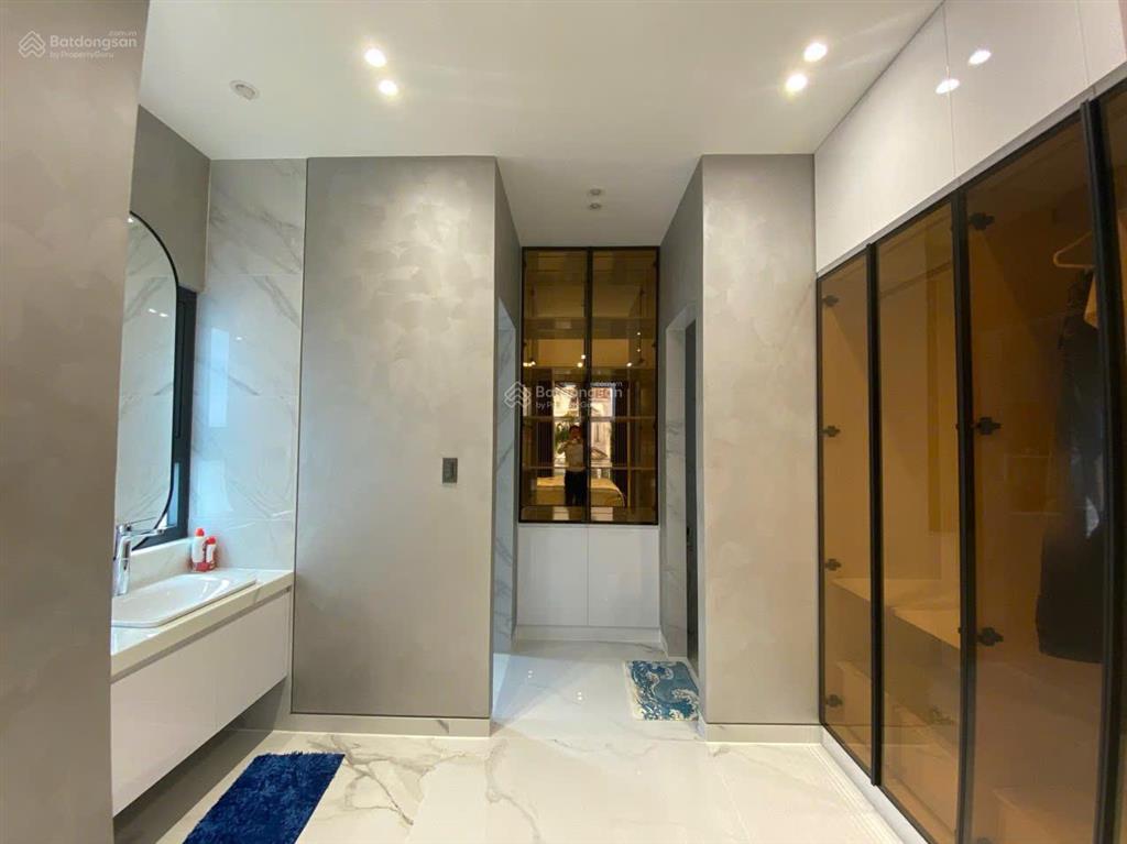 Cần bán biệt thự lô góc đường mỹ thái khu phú mỹ hưng quận 7 giá 80 tỷ  0902 537 ***