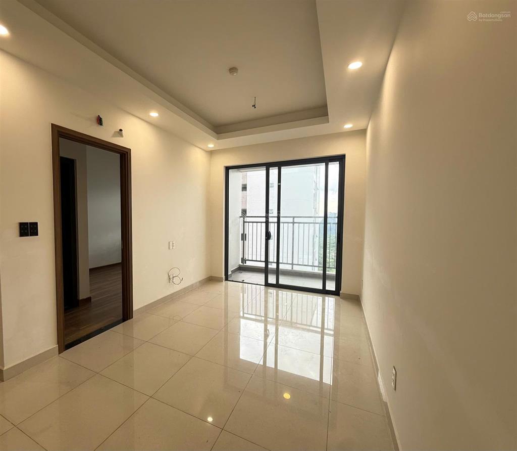 Bán căn hộ 2pn  2wc q7 riverside mặt tiền đường đào trí view sông giá 3 tỷ 950  0902 537 ***