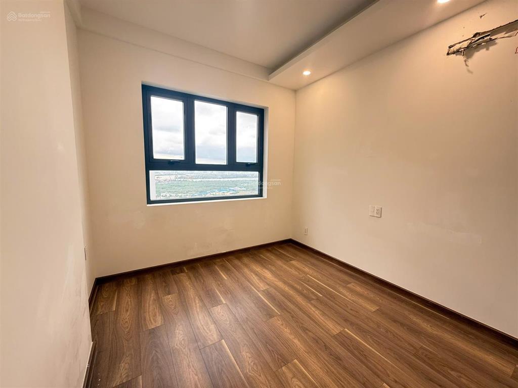 Bán căn hộ 2pn  2wc q7 riverside mặt tiền đường đào trí view sông giá 3 tỷ 950  0902 537 ***