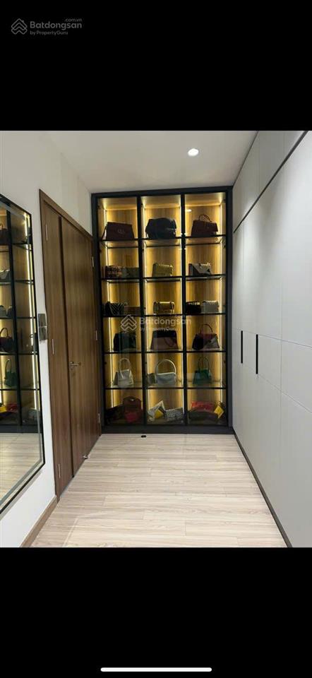 Cần bán biệt thự đẹp khu hưng thái phú mỹ hưng  quận 7 giá 40 tỷ  0902 537 ***