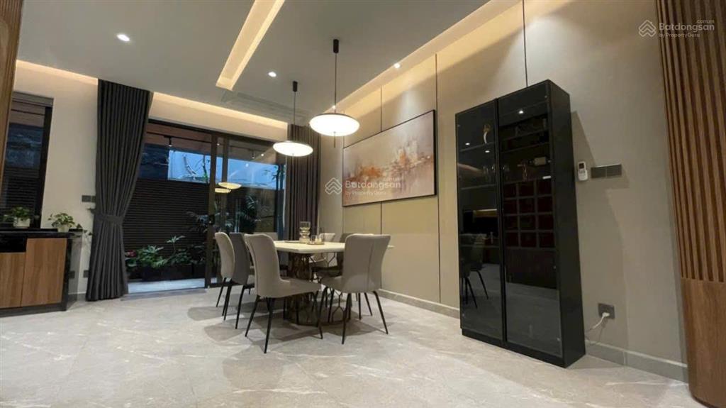 Cần bán biệt thự đẹp khu hưng thái phú mỹ hưng  quận 7 giá 40 tỷ  0902 537 ***