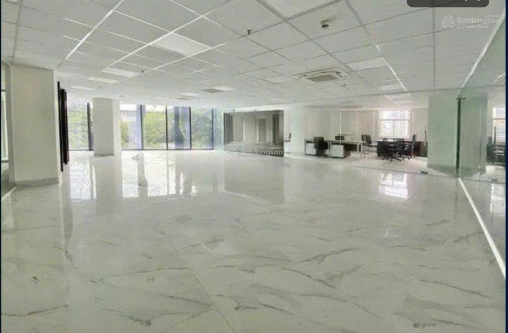 Cần cho thuê tòa nhà làm văn phòng mặt tiền đường nguyễn văn trỗi quận phú nhuận  0902 537 ***