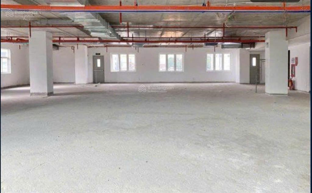 Cần cho thuê tòa nhà làm văn phòng mặt tiền đường nguyễn văn trỗi quận phú nhuận  0902 537 ***