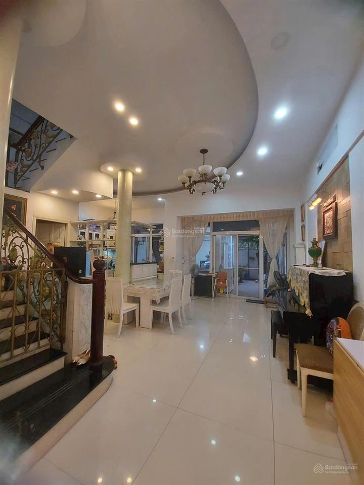 Bán biệt thự khu mỹ thái phú mỹ hưng giá đầu tư rẻ khu vực giá 41 tỷ  0902 537 ***