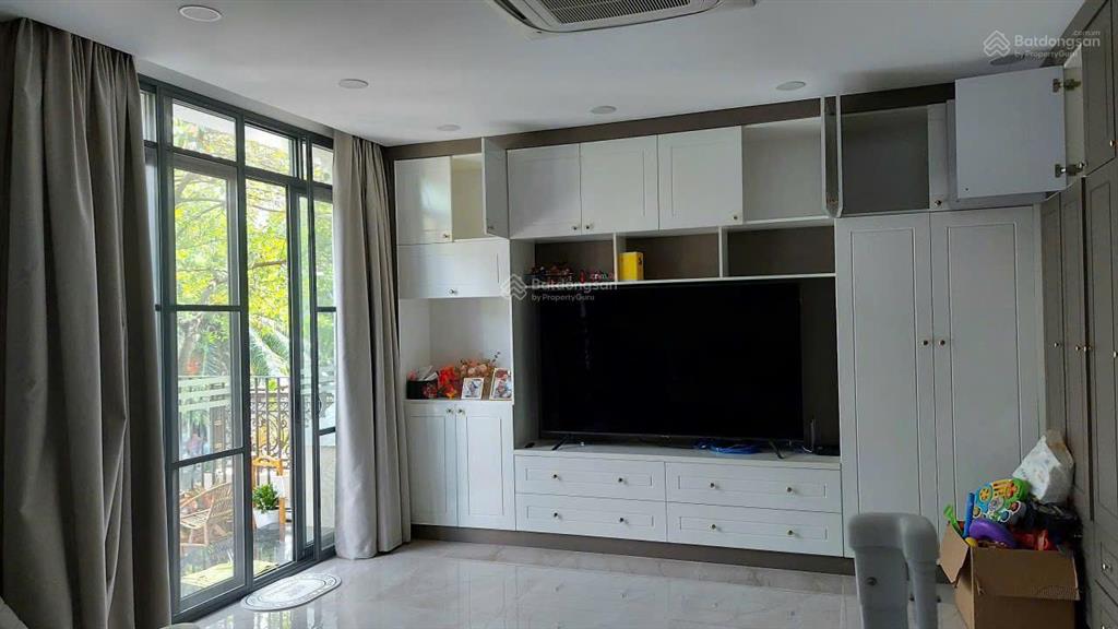 Bán nhà biệt thự nam thông 3 phú mỹ hưng giá 49 tỷ thương lượng  0902 537 ***