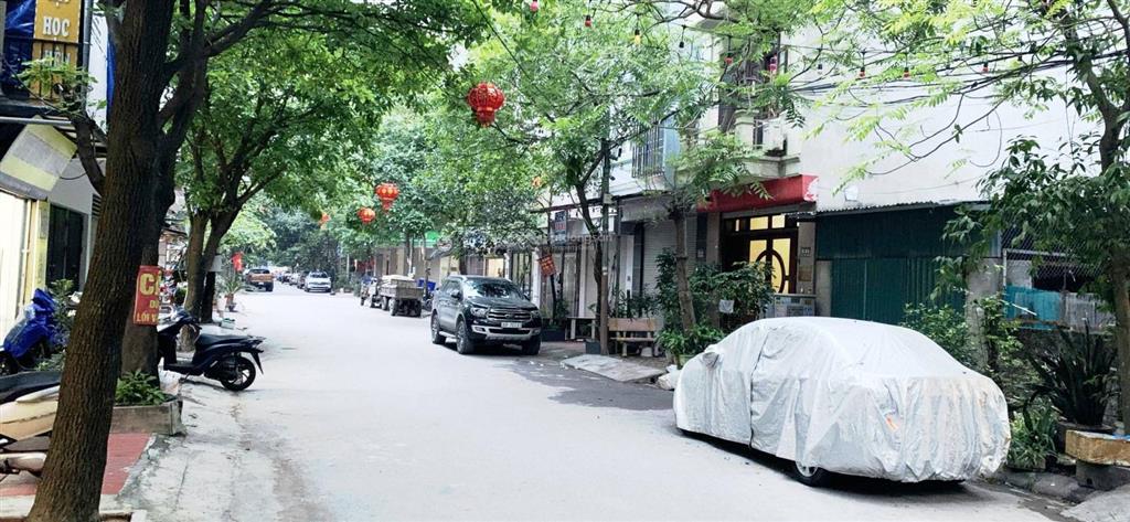 Còn duy nhất 1 lô đấu giá ngô thì nhậm hà đông 48m2 đất vuông văn  để gặp chính chủ ạ.