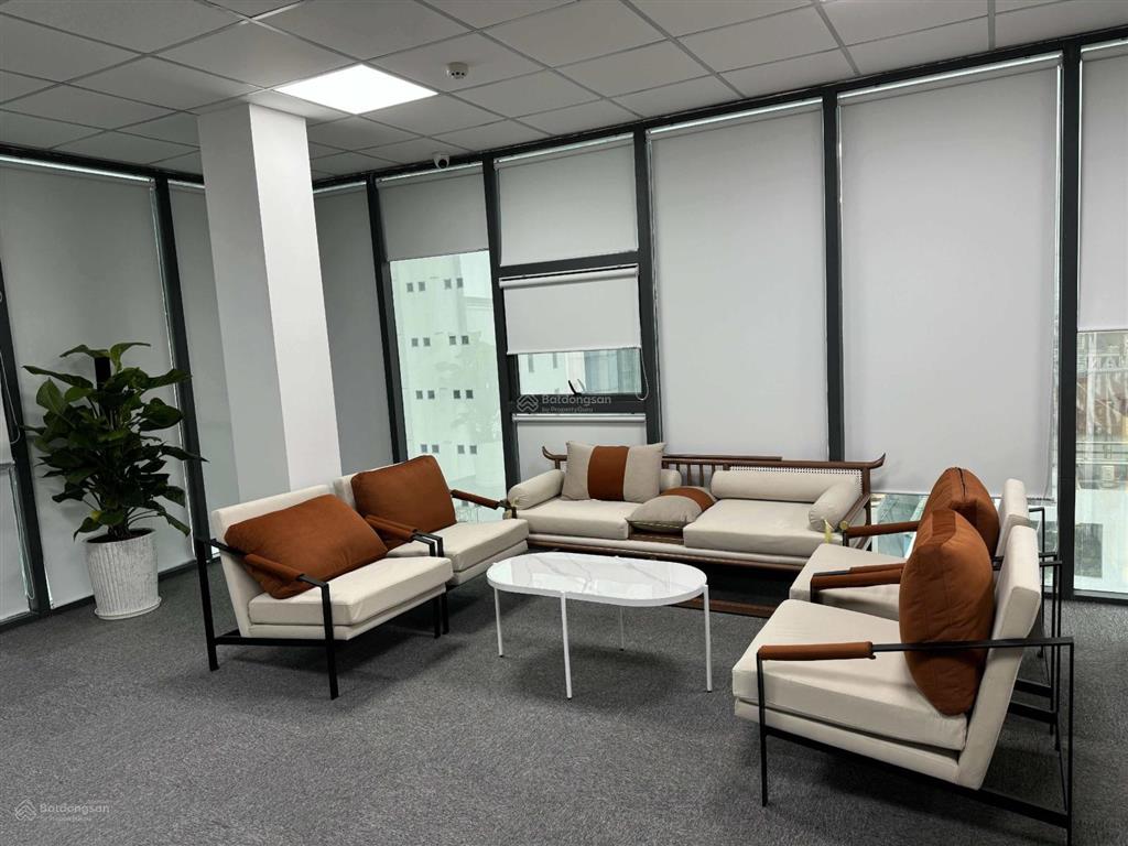 Toà nhà văn phòng 7 tầng cho thuê nguyên toà hoặc chia tầng, 250m/tầng, quận bình thạnh, tp.hcm