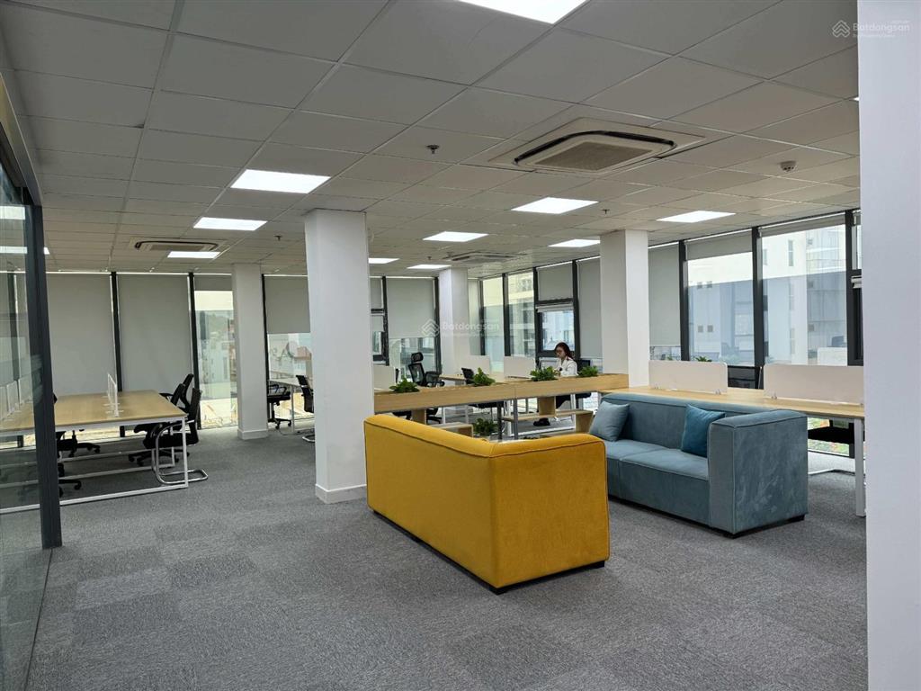 Toà nhà văn phòng 7 tầng cho thuê nguyên toà hoặc chia tầng, 250m/tầng, quận bình thạnh, tp.hcm