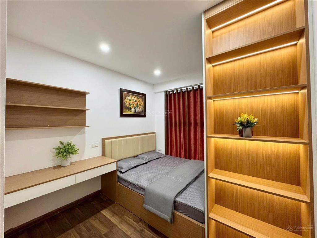 Chính chủ bán chcc gelexia hoàng mai, 80m2, căn có ban công phòng khách cực thoáng, sổ đỏ chính chủ
