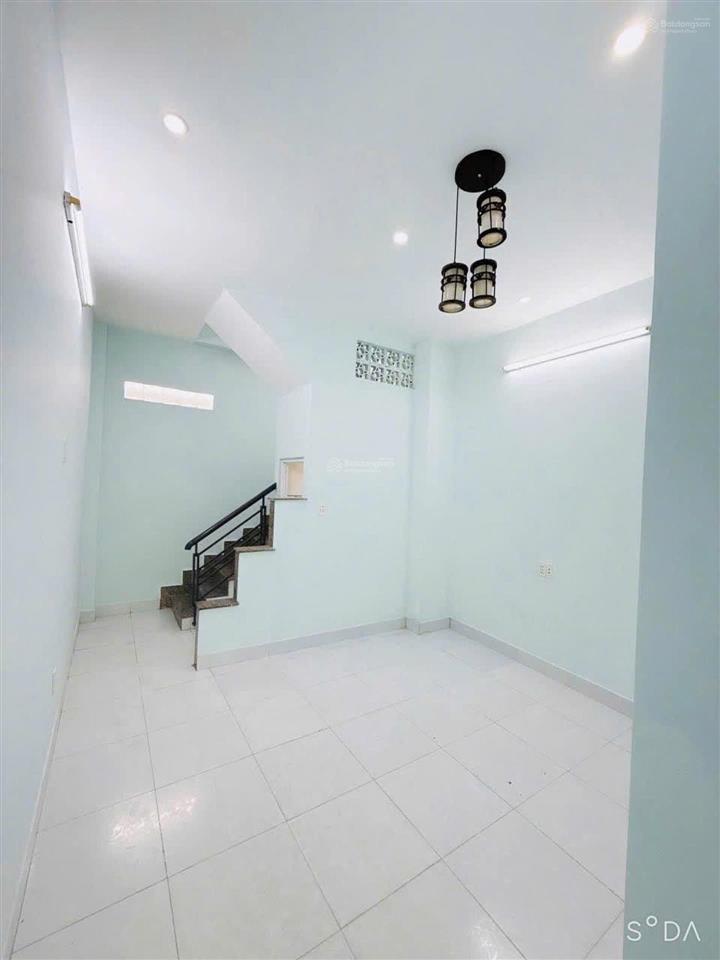 Bán nhà riêng tại đỗ xuân hợp, 4,3 tỷ, 33m2, giá tốt