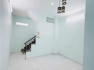 Bán nhà riêng tại đỗ xuân hợp, 4,3 tỷ, 33m2, giá tốt
