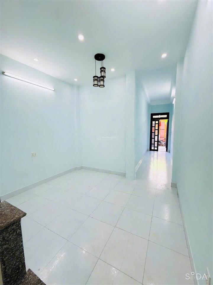 Bán nhà riêng tại đỗ xuân hợp, 4,3 tỷ, 33m2, giá tốt