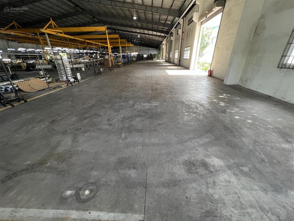 Cho thuê kho 500m2 trong kcn đại đăng