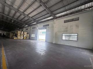 Cho thuê kho xưởng , diện tích 700m2 tại khu công nghiệp đại đăng, giá thỏa thuận