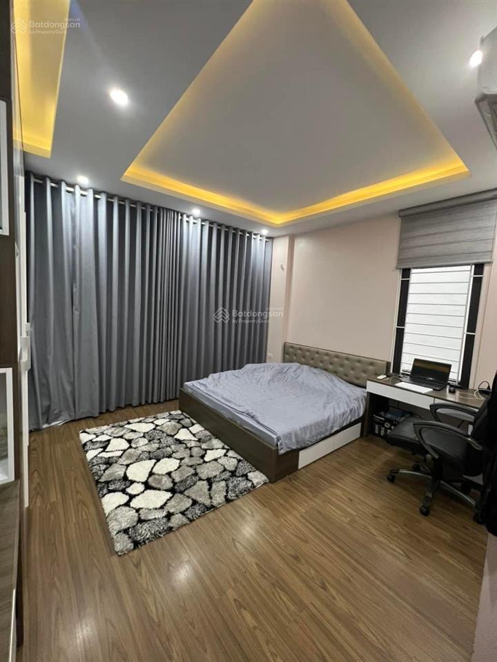 Bán nhà ngõ 151 nguyễn đức cảnh 25m x 5 tầng ô tô tránh ngay gần nhà (cách 10m)