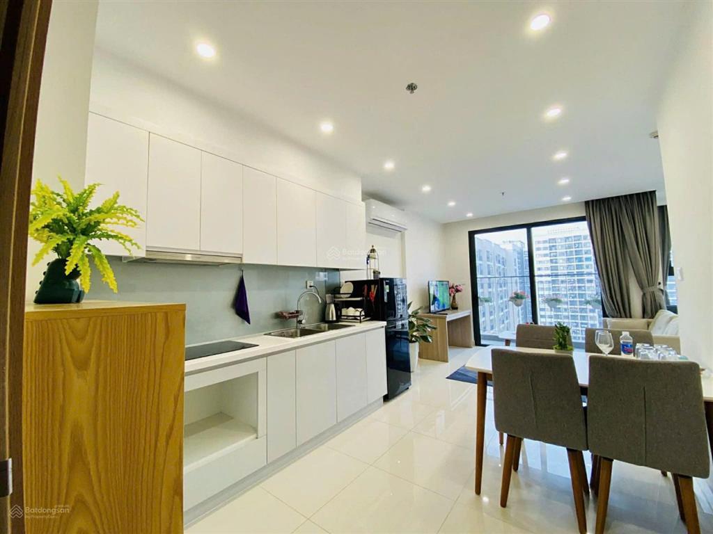 Chính chủ cần bán căn 2pn+ 64m2 tòa s205 tầng 2610 vinhomes smart .giá 4.9 tỷ bao phí