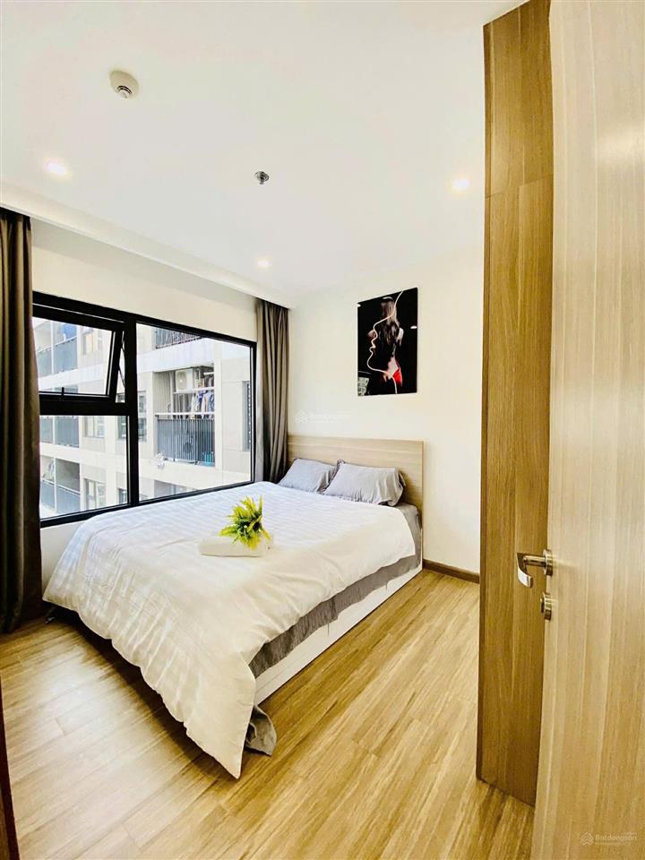 Chính chủ cần bán căn 2pn+ 64m2 tòa s205 tầng 2610 vinhomes smart .giá 4.9 tỷ bao phí
