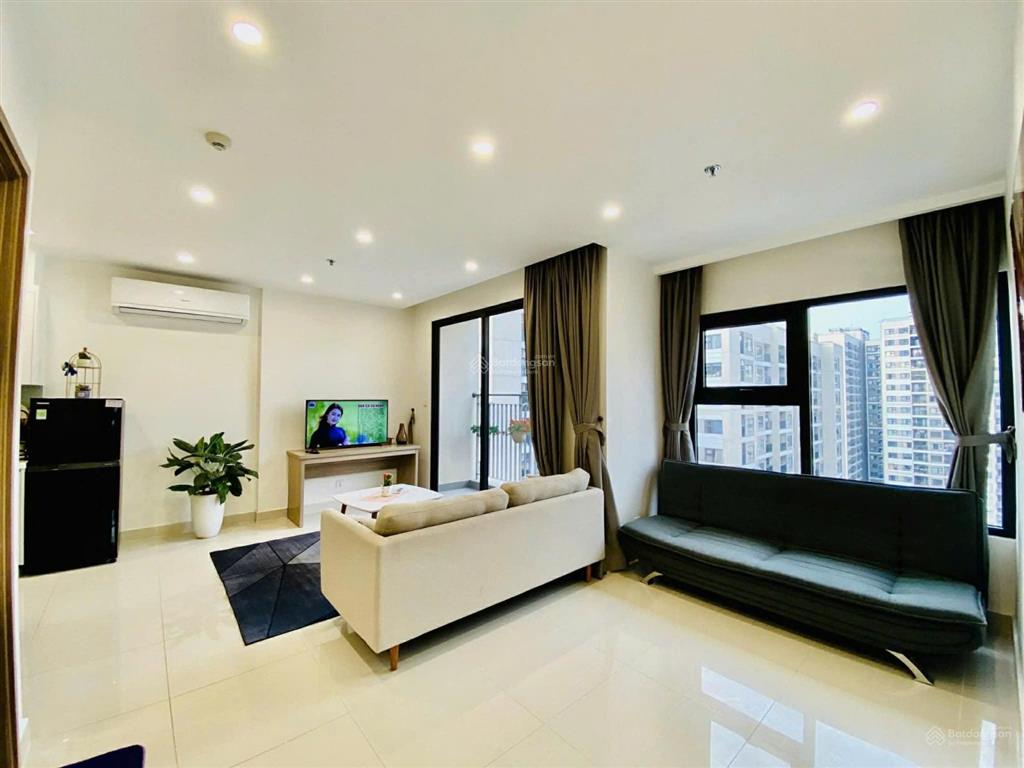 Chính chủ cần bán căn 2pn+ 64m2 tòa s205 tầng 2610 vinhomes smart .giá 4.9 tỷ bao phí