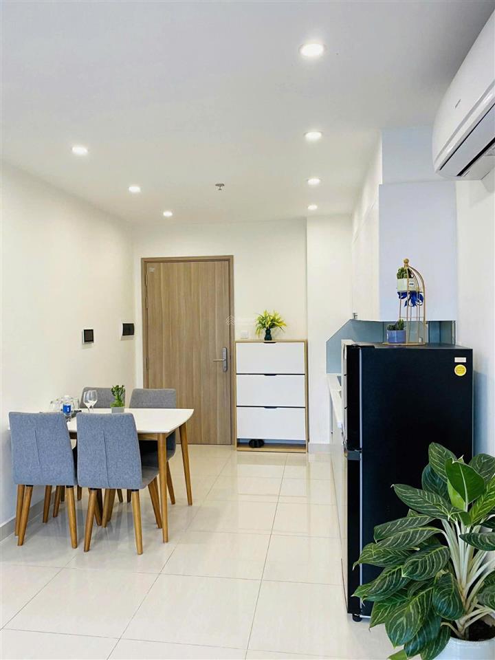 Chính chủ cần bán căn 2pn+ 64m2 tòa s205 tầng 2610 vinhomes smart .giá 4.9 tỷ bao phí