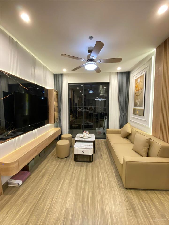 Chính chủ cần bán căn 2pn 64m2 tòa tc1 tầng 2511 vinhomes smart. giá 5.3 tỷ bao phí