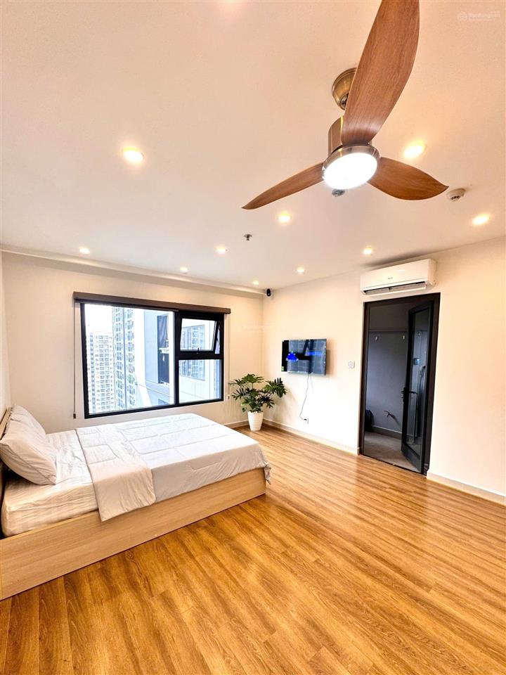 Chính chủ cần bán căn stusio 32m2 tòa gs3 tầng 2819 vinhomes smart .giá 2.6 tỷ bao phí