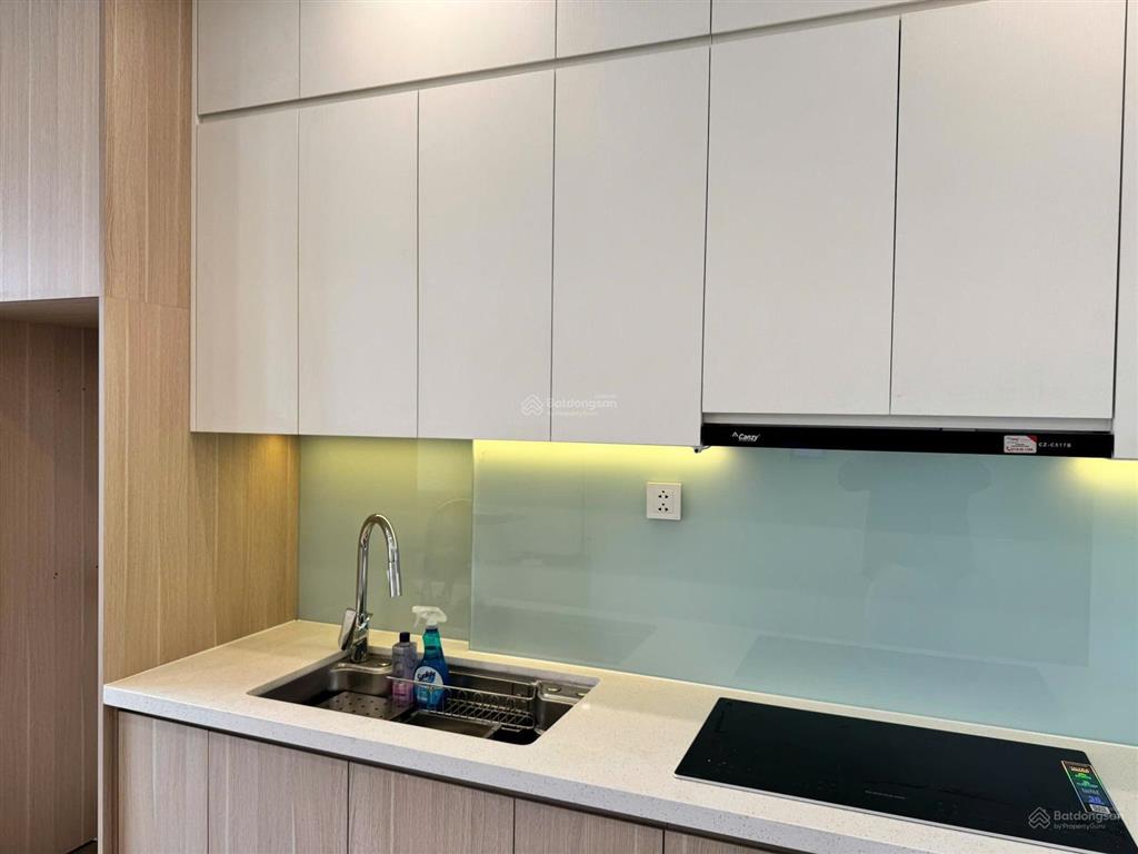 Chính chủ cần bán căn 2pn+ 64m2 tòa sa1 tầng 1201 vinhomes smart. giá 5.4 tỷ bao phí