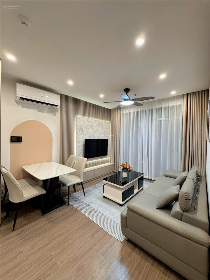 Chính chủ cần bán căn 1pn+ 43m2 tòa s106 tầng 1609 vinhomes smart .giá 3.4 tỷ bao phí