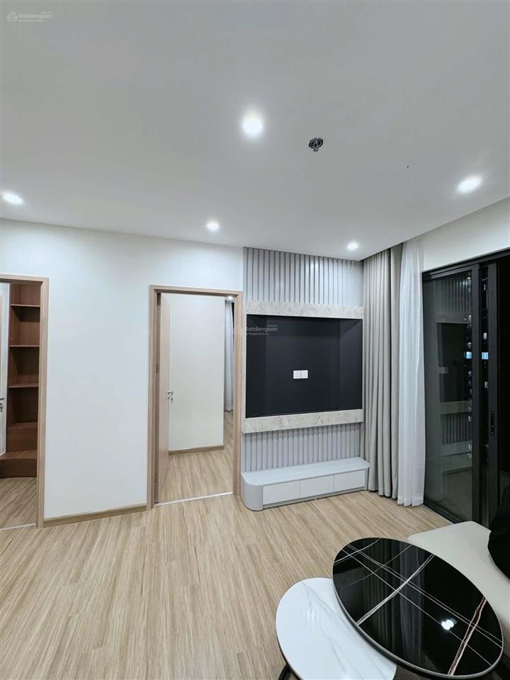 Chính chủ cần bán căn 3pn 80m2 tòa tc2 tầng 2212 vinhomes smart .giá 7.1 tỷ bao phí