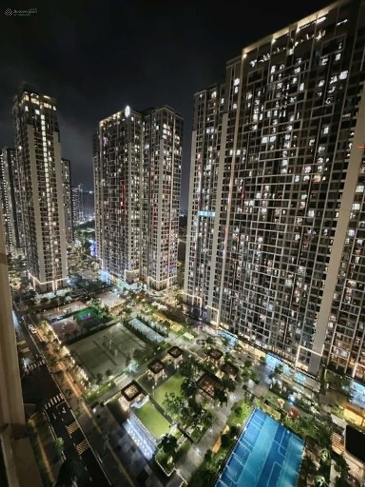 Chính chủ cần bán căn 3pn 80m2 tòa tc2 tầng 2212 vinhomes smart .giá 7.1 tỷ bao phí