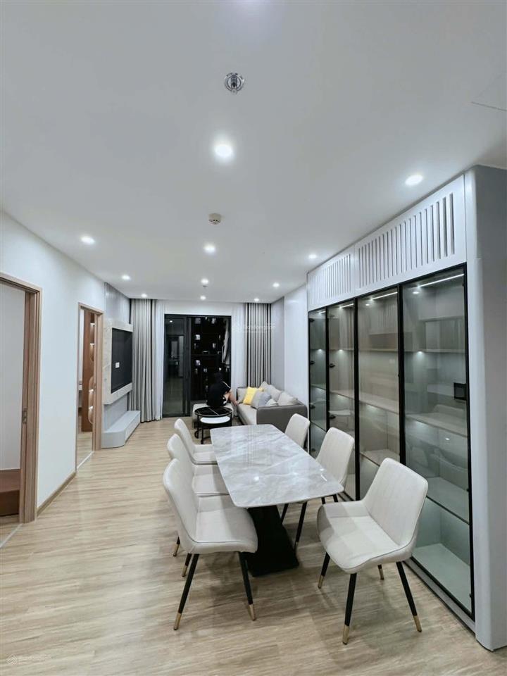 Chính chủ cần bán căn 3pn 80m2 tòa tc2 tầng 2212 vinhomes smart .giá 7.1 tỷ bao phí