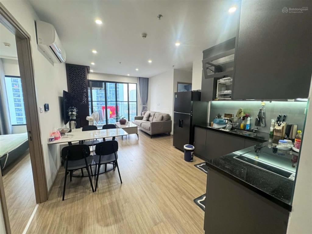 Chính chủ cần bán căn 3pn 80m2 tòa sa3 tầng 2508 vinhomes smart .giá 6.2 tỷ bao phí