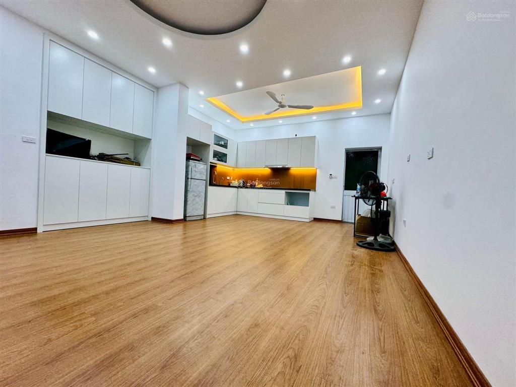 Nhà phố nguyễn chính  tân mai  hoàng mai 39m² chỉ tầm 7 tỷ