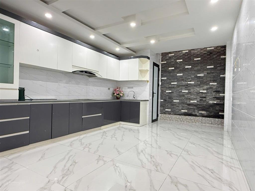 Chỉ 1 căn duy nhất, bán nhà nguyễn văn linh, oto đỗ cửa ngày đêm, 50m2x5t, hơn 4 tỷ