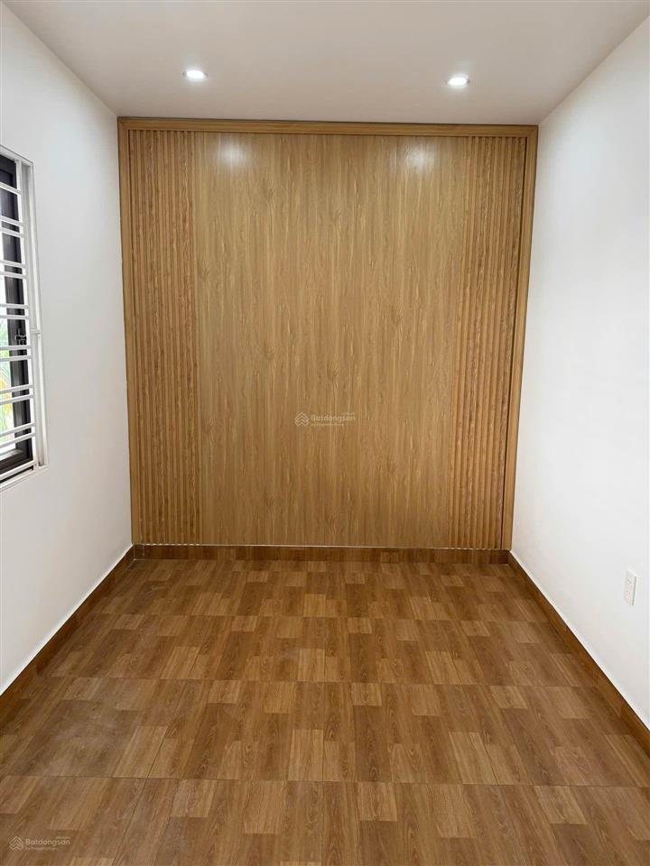 Bán nhà tôn đức thắng, mặt ngõ kinh doanh, nhà đẹp bề thế, 54m2x5, mt 5m hơn 5 tỷ