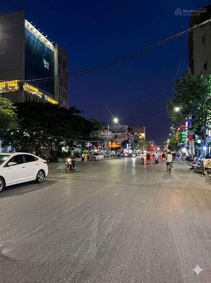 Mặt phố to nhưng đơn giá nhỏ, mặt phố trần nguyên hãn, 221m2 chỉ 149tr/m2