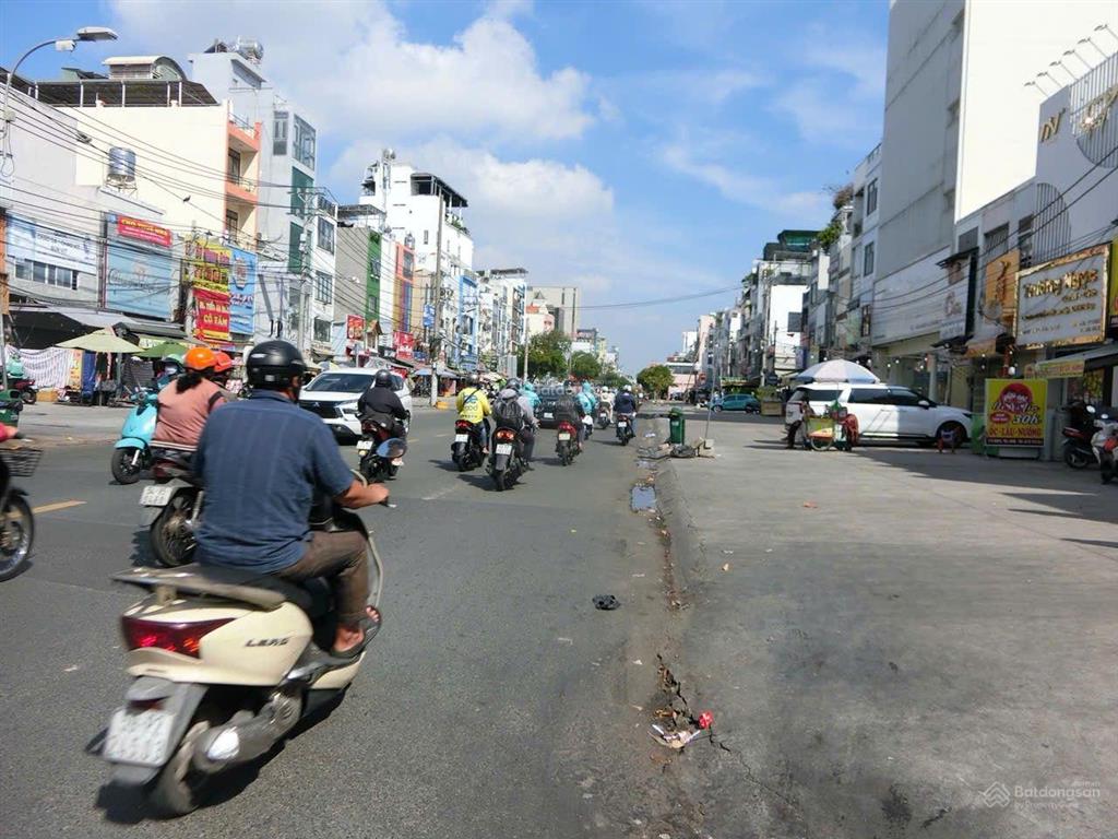 Bán gấp nhà đường cmt 8, bệnh viện thống nhất, ga me tro tuyến số 2 bảy hiền, 5,15 x15, hơn 7 tỷ.