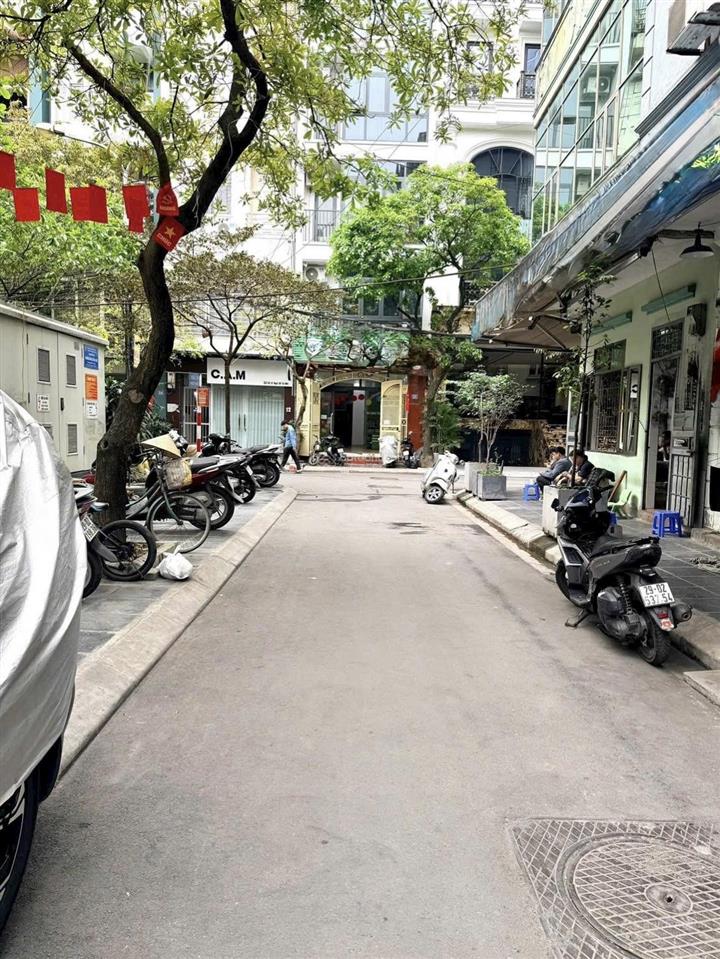 Chỉ 29ty5 siêu phẩm nguyễn chánh 60m2 xây 5 tầng phân lô ô tô tránh dừng đỗ đúng 20m ra phố lớn