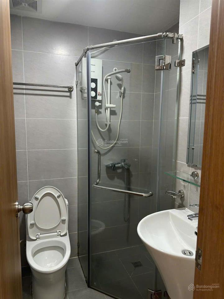 Cho thuê căn hộ bcons plaza 2pn 2wc  full 100% nội thất từ az, chỉ 7.5 triệu/tháng