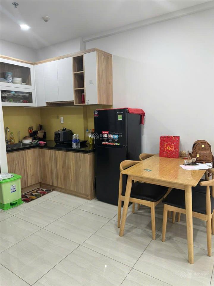 Cho thuê căn hộ bcons plaza 2pn 2wc  full 100% nội thất từ az, chỉ 7.5 triệu/tháng