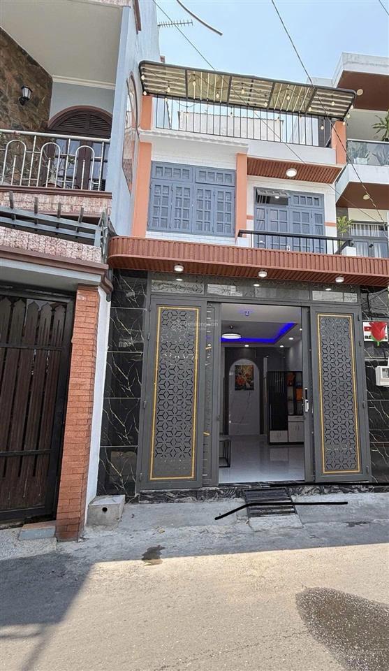 Nhà nở hậu tài lộc  mặt tiền đường nhựa thông  vừa ở vừa kinh doanh  ngay chợ gò vấp