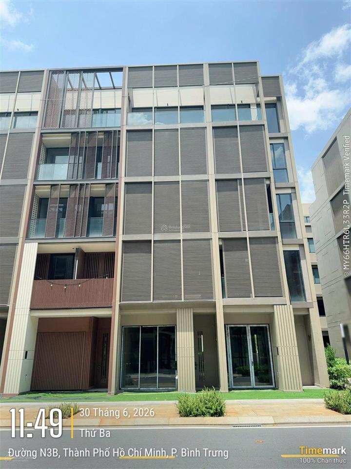 Cần tiền bán gấp nhà phố soho đã có sổ hồng giá 31,5 tỷ sang tên ngay