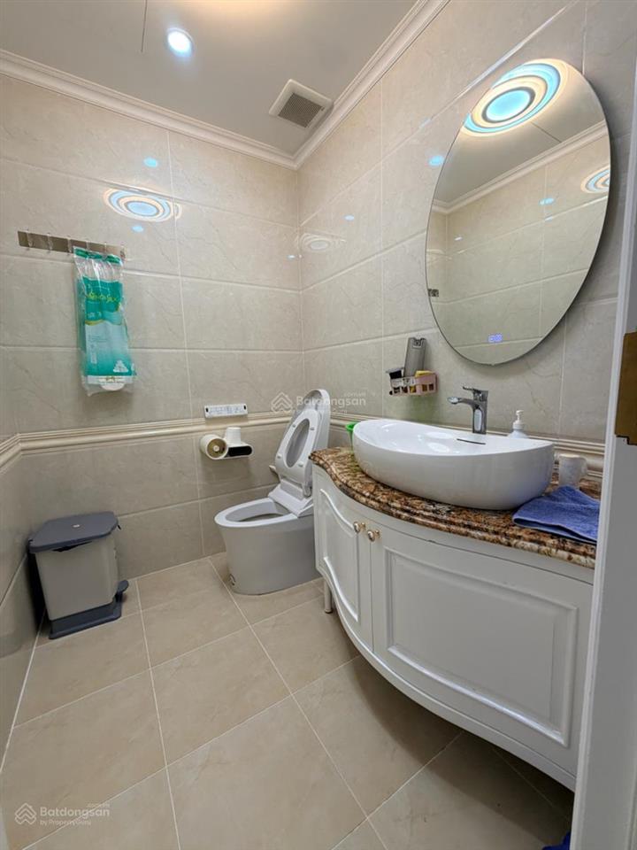 Giảm 5 tỷ! mặt phố trần tử bình, 2 chiều ô tô tránh, kinh doanh vip, thang máy, thông sàn, 90m2 9t