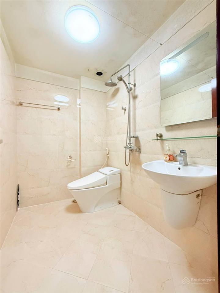 Gấp! bán nhà hoàng quốc việt, ô tô tránh, ngõ thông kinh doanh, phân lô, ô chờ thang máy, 55m2 5t