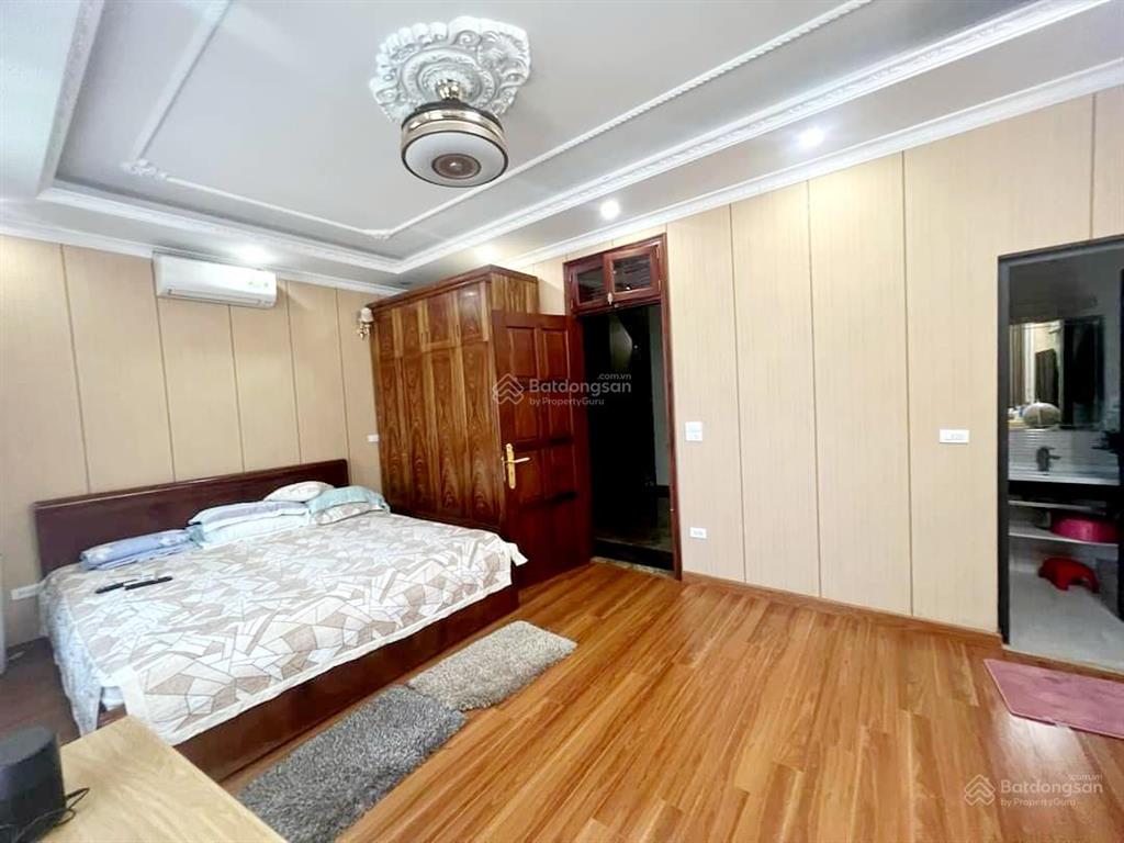 Bán nhà liền kề kđt ao sàocạnh louis hoàng mai, đường rộng vài làn ô tô tránh nhau,73m2 hơn 23 tỷ