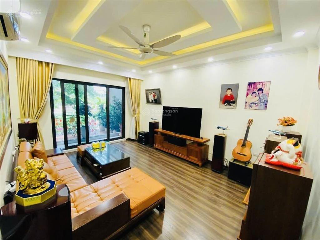 Bán nhà phố nguyễn thị định. mặt ngõ phân lô vỉa hè, ô tô tránh, 69m*5t. sát phố, kinh doanh đỉnh