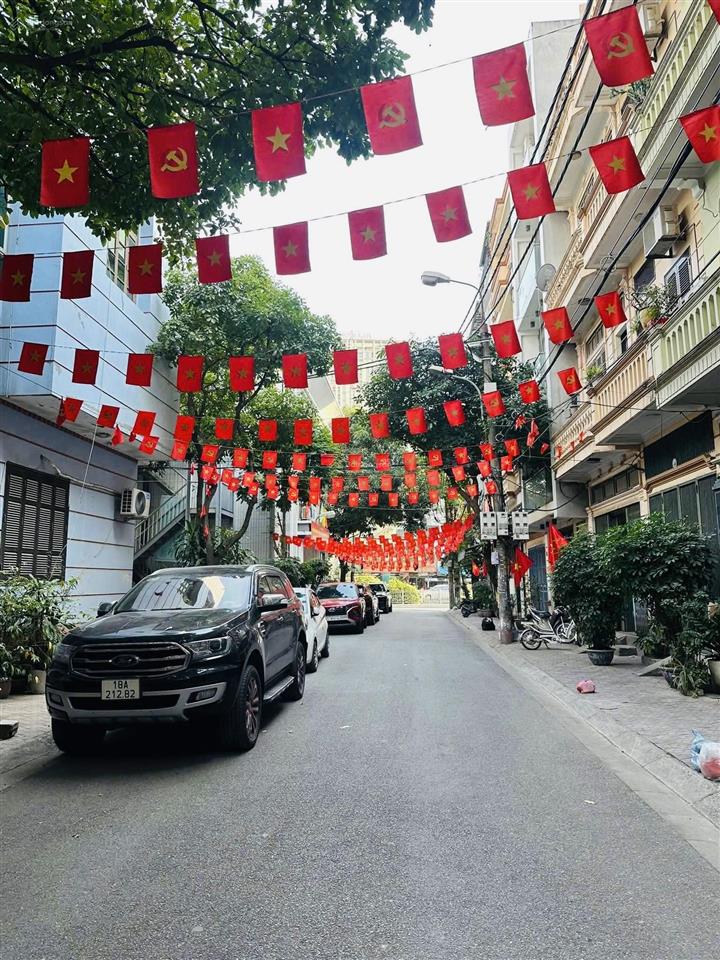 Bán nhà phố nguyễn thị định. mặt ngõ phân lô vỉa hè, ô tô tránh, 69m*5t. sát phố, kinh doanh đỉnh