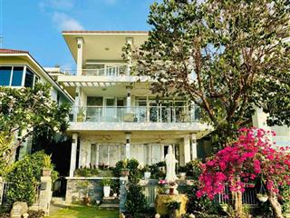 Bán biệt thự mặt biển an viên nha trang (2 mặt đường) đối diện bãi tắm  300m2 giá 100 tỷ