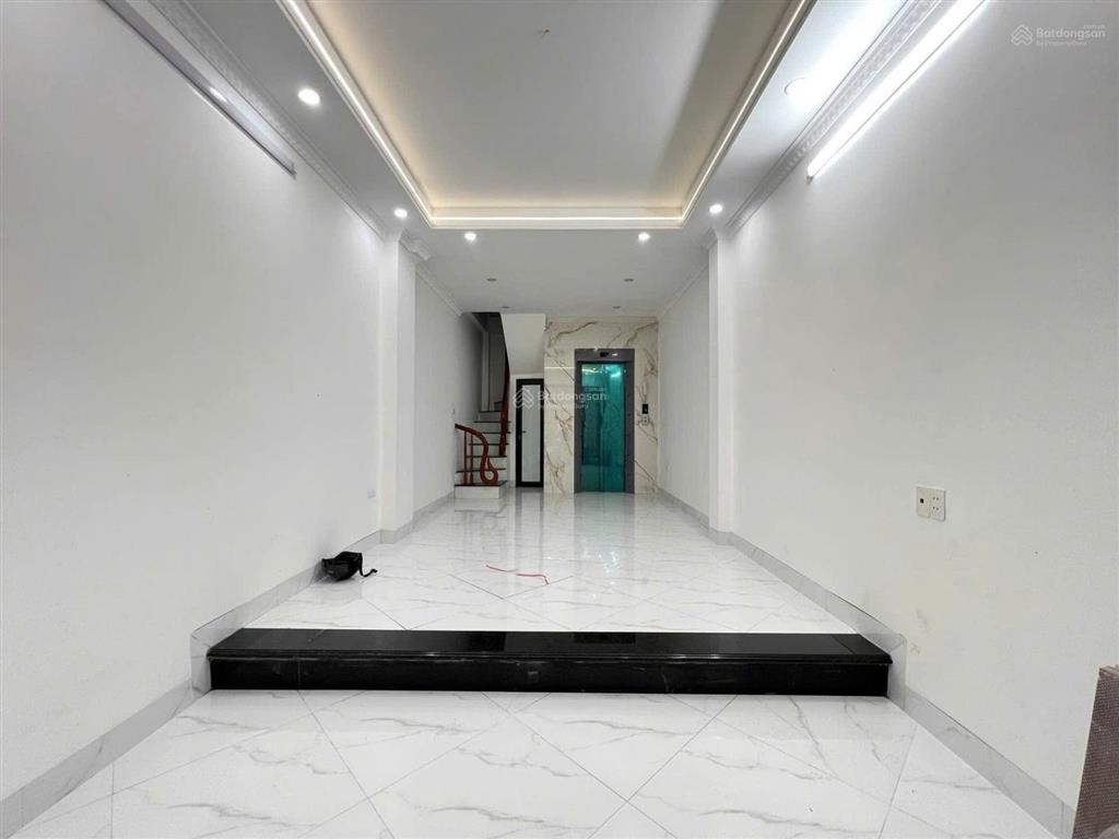 Bán nhà riêng trương định, 31m2, 6 tầng, chỉ 7,45 tỷ, 3pn, 3wc, có thang máy, sổ đỏ chính chủ