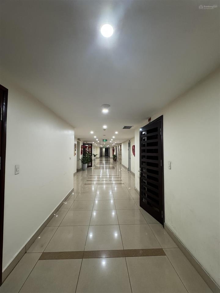Chính chủ cần bán căn hộ 162m2  toà 25t2 n05, hoàng đạo thúy, trung hoà, cầu giấy.